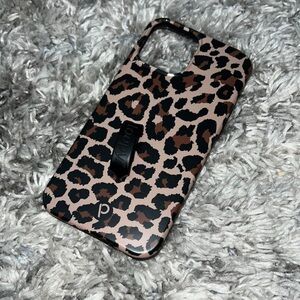 Leopard Loopy Phone Case